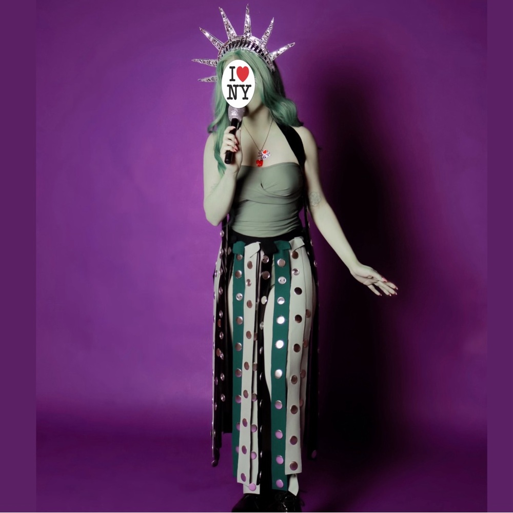 Handmade Chappell Roan Statue of Liberty Halloween Cosplay Costume🗽🚕🍎